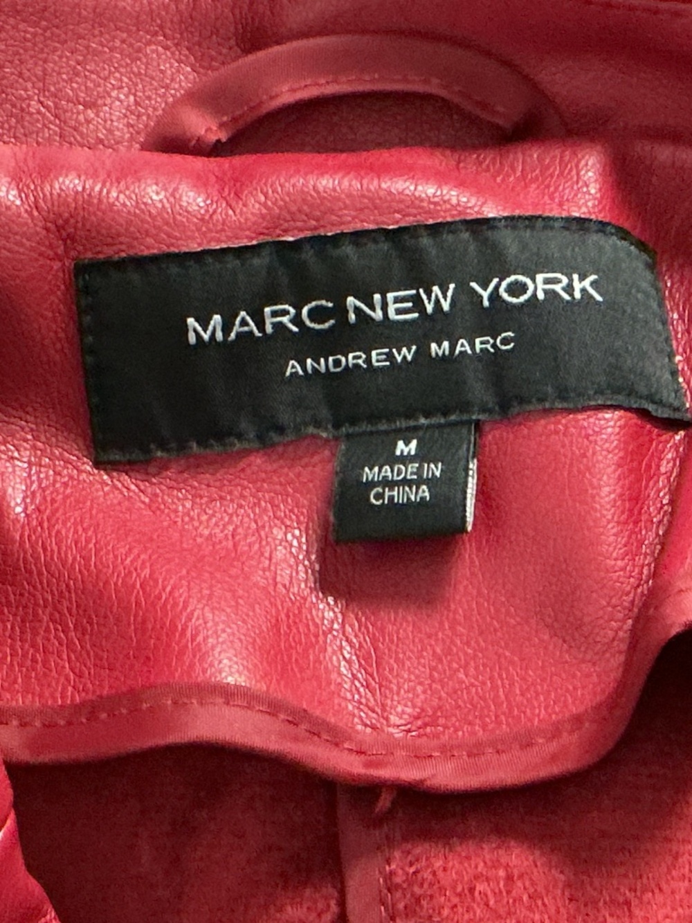 Marc New York Red Faux Leather Belted Collared Tunic Vest Size M - Picture 6 of 6
